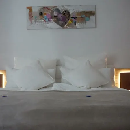 Schmidt's Ferienwohnung Apartment