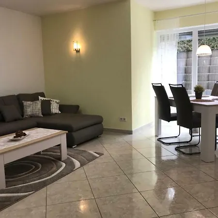 Apartment Schmidt's Ferienwohnung Hanhofen