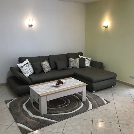 Apartment Schmidt's Ferienwohnung