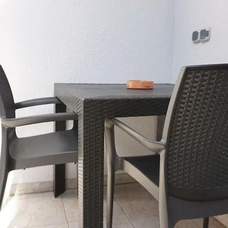 Schmidt's Ferienwohnung Apartment *